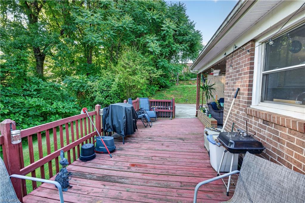 166 Town Lane Property Photo 28