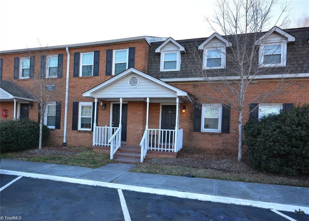115 Ivey Road # G Property Photo 3