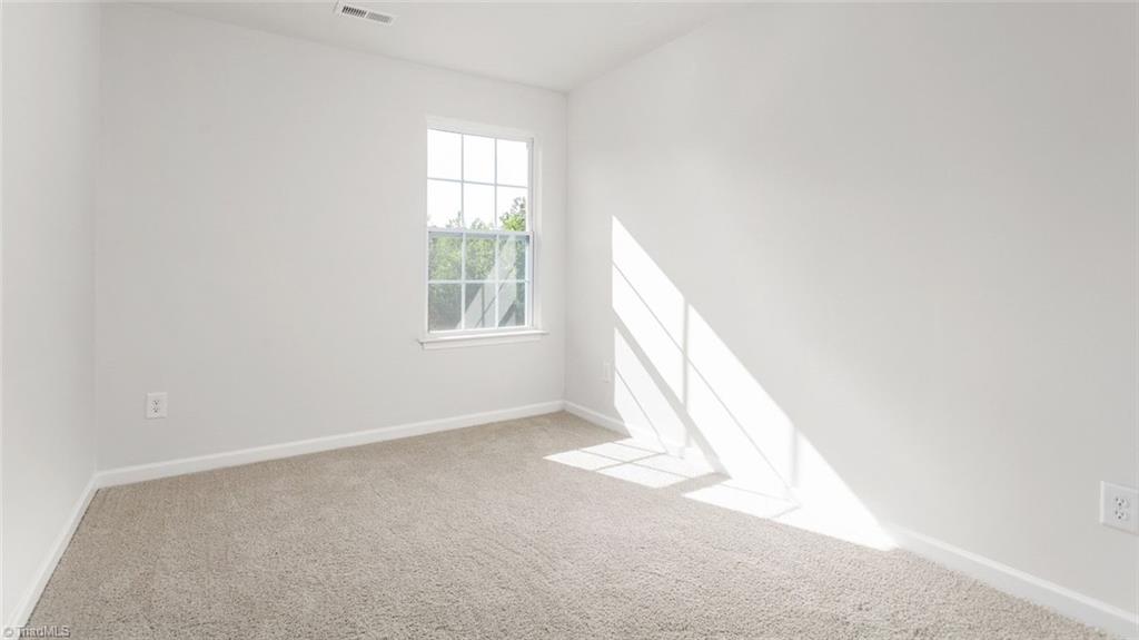 112 Moyer Drive Property Photo 6