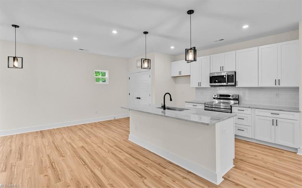 3706 Herbin Street Property Photo 9