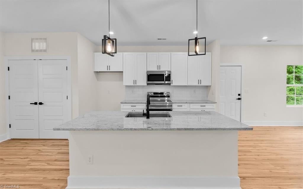 3706 Herbin Street Property Photo 16