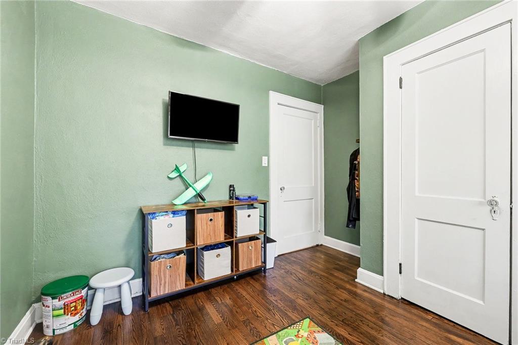 2201 Edgewood Drive Property Photo 14