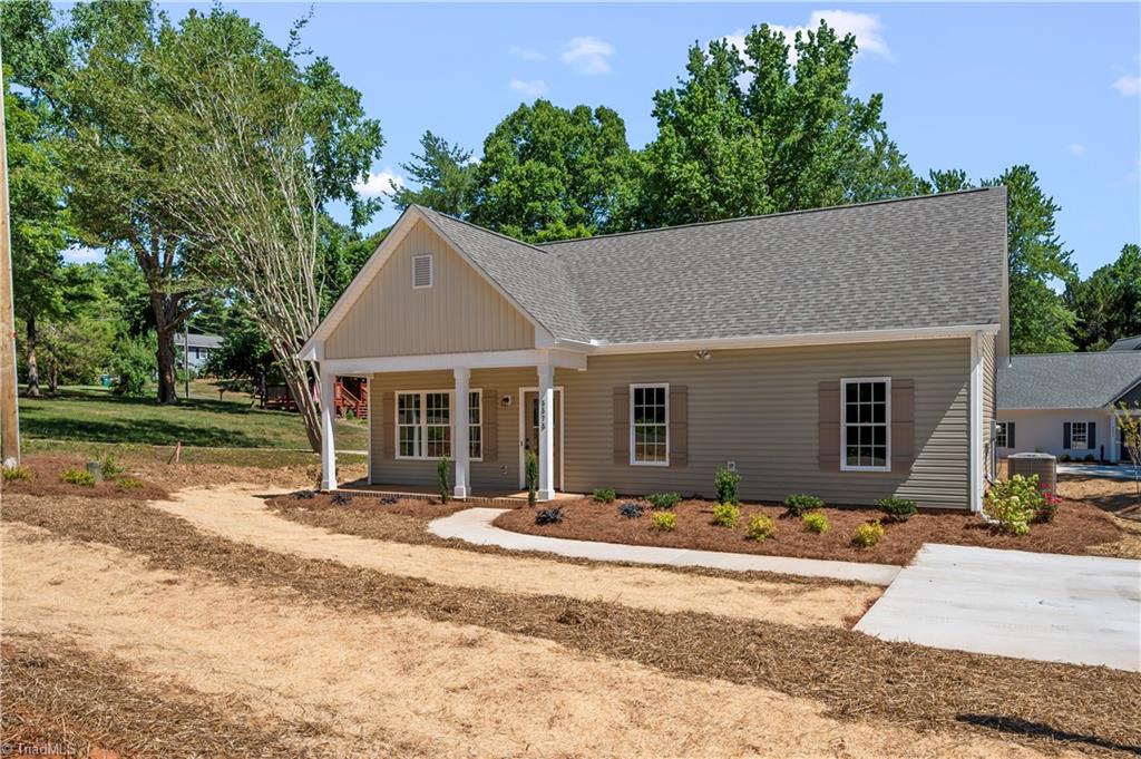 5575 Marty Lane Property Photo 4