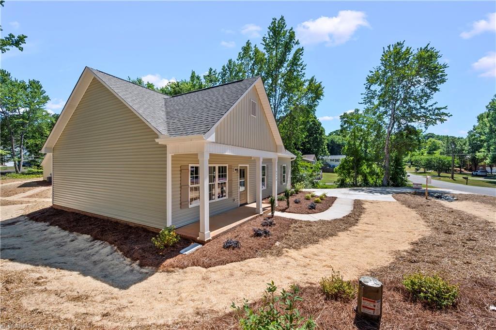 5575 Marty Lane Property Photo 7
