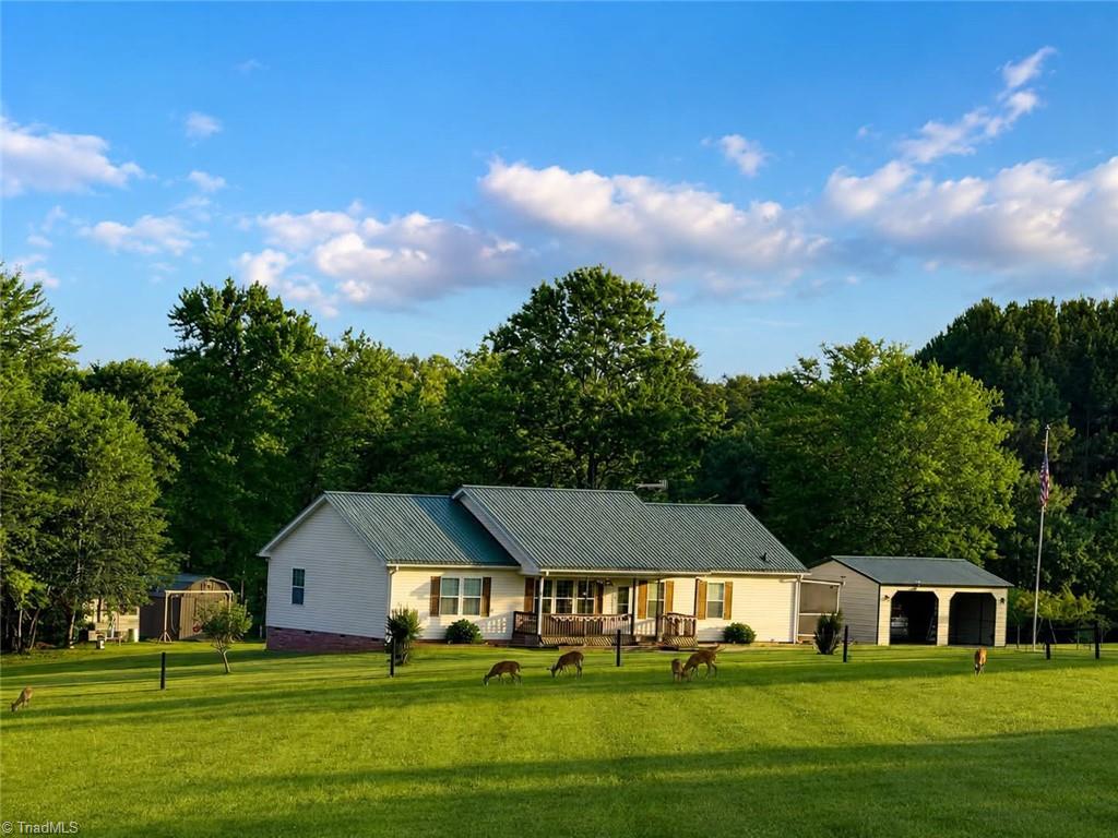 135 Blueridge View Lane Property Photo 1