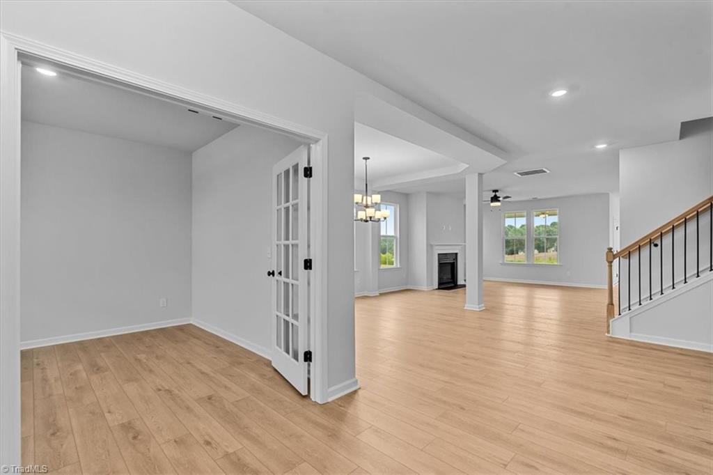 347 Yarrow Drive Property Photo 9
