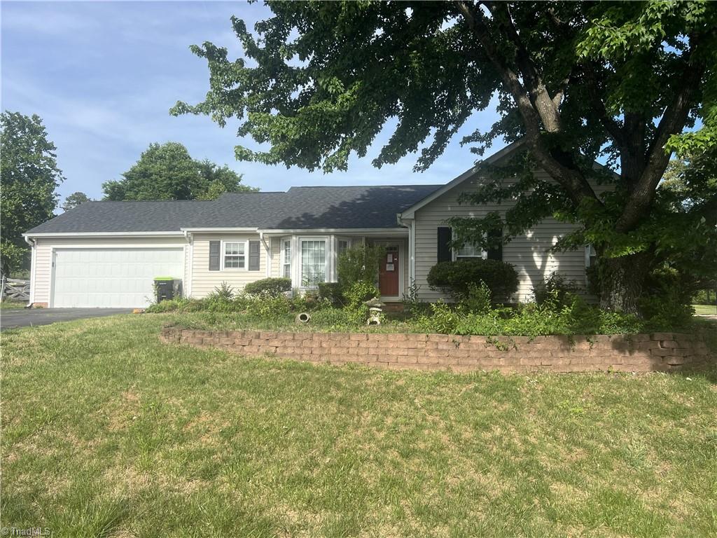 165 River Crest Court