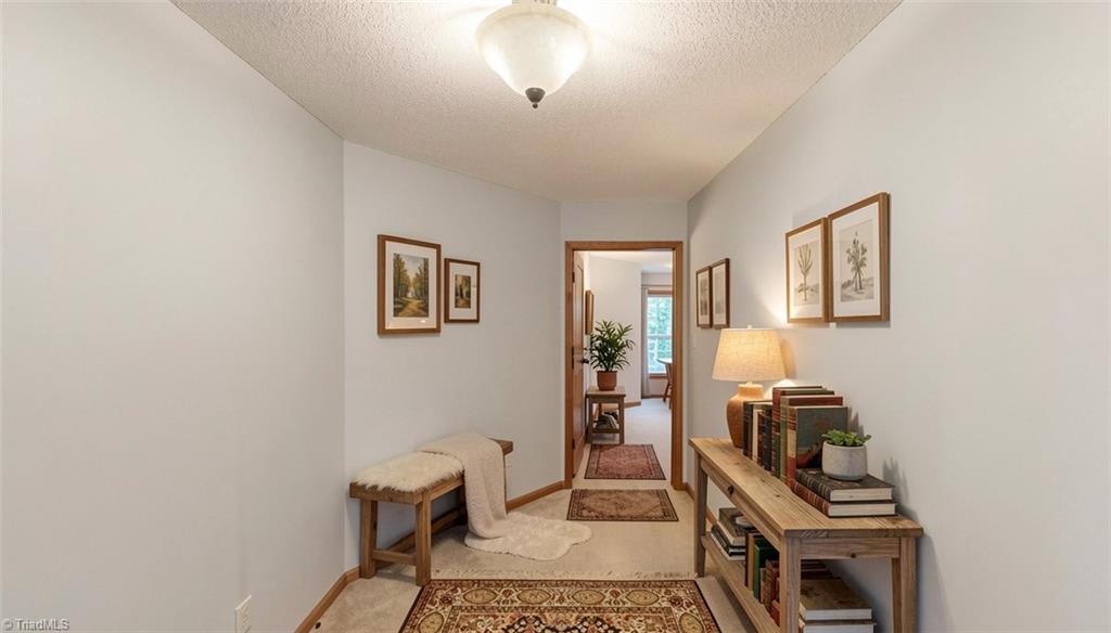 859 Lakeview Drive Property Photo 10