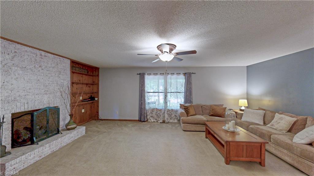 859 Lakeview Drive Property Photo 13