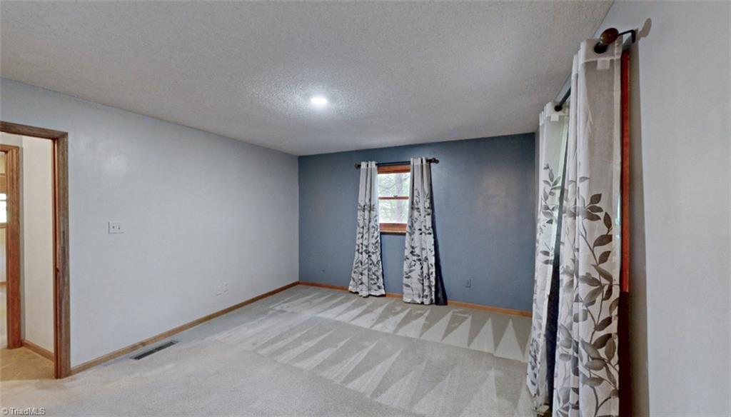859 Lakeview Drive Property Photo 21