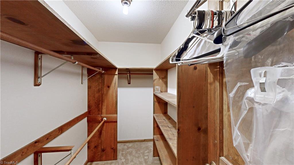 859 Lakeview Drive Property Photo 27