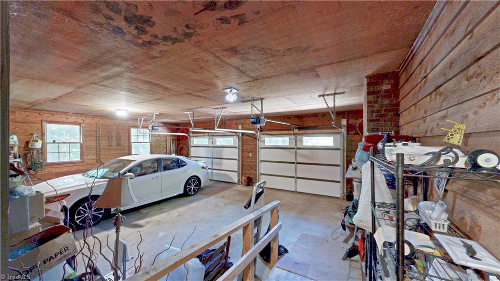 859 Lakeview Drive Property Photo 38