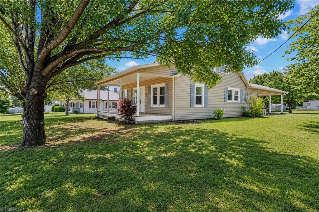 547 Austin Traphill Road Property Photo 2