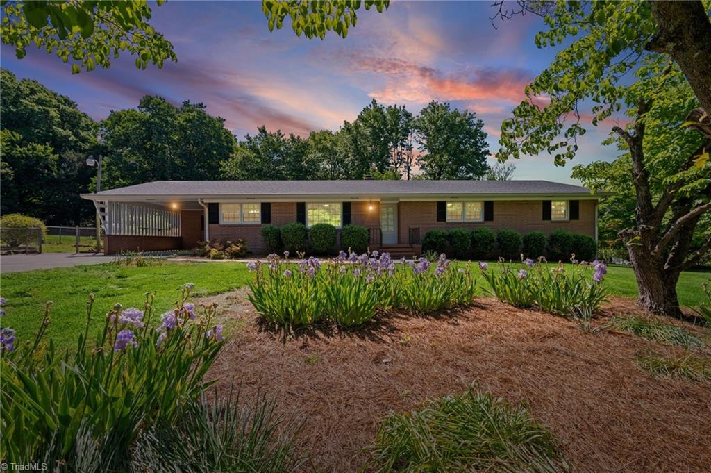 6595 Rollingwood Drive Property Photo 1