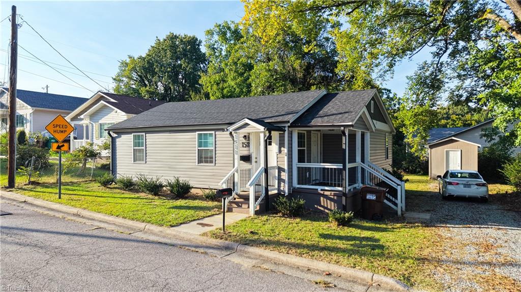 1511 Davis Avenue Property Photo 2