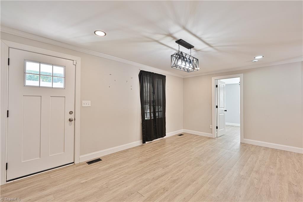 1511 Davis Avenue Property Photo 8