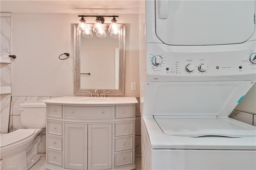 1511 Davis Avenue Property Photo 23