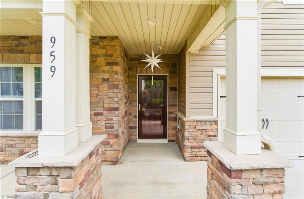 959 Longleaf Pine Place Property Photo 1