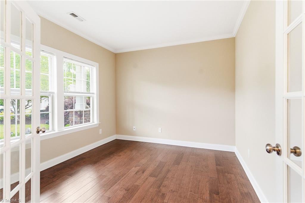 959 Longleaf Pine Place Property Photo 4