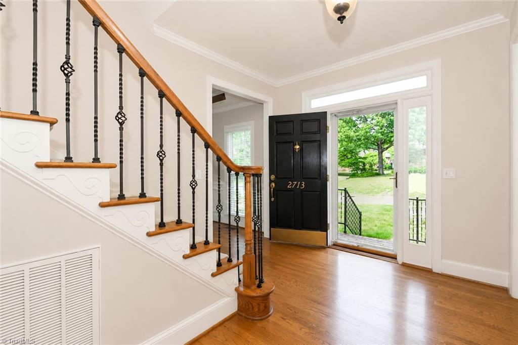 2713 Saint Andrews Court Property Photo 3