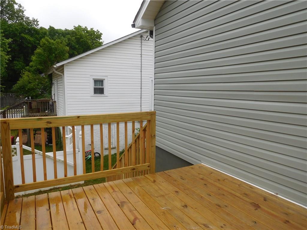 213 E Monmouth Street Property Photo 22