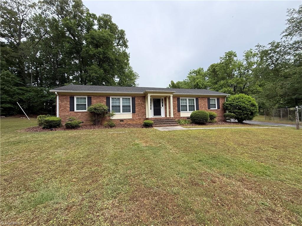 1200 Edgemont Road Property Photo 1