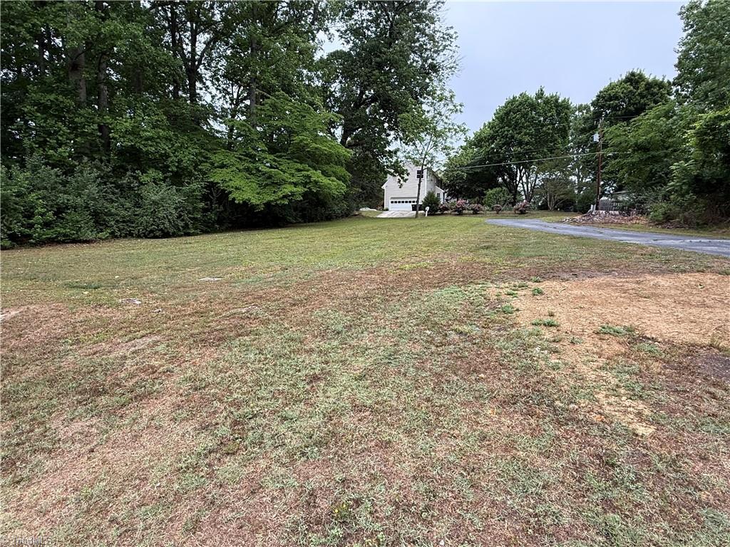 1200 Edgemont Road Property Photo 4