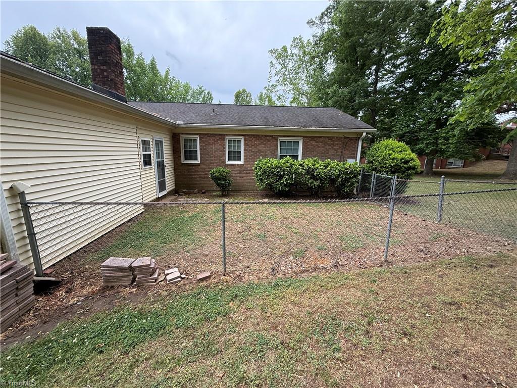 1200 Edgemont Road Property Photo 5