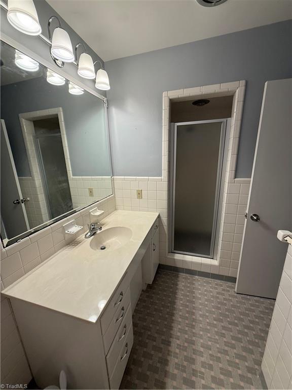 1200 Edgemont Road Property Photo 12