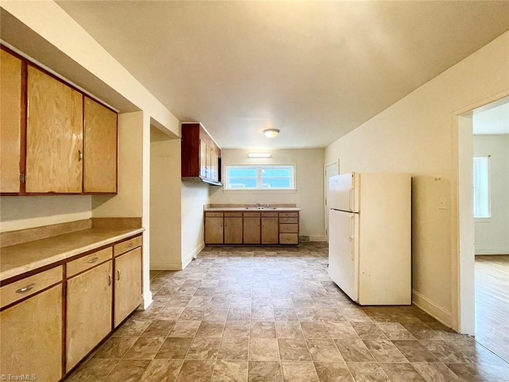 405 Richardson Avenue # B Property Photo 5
