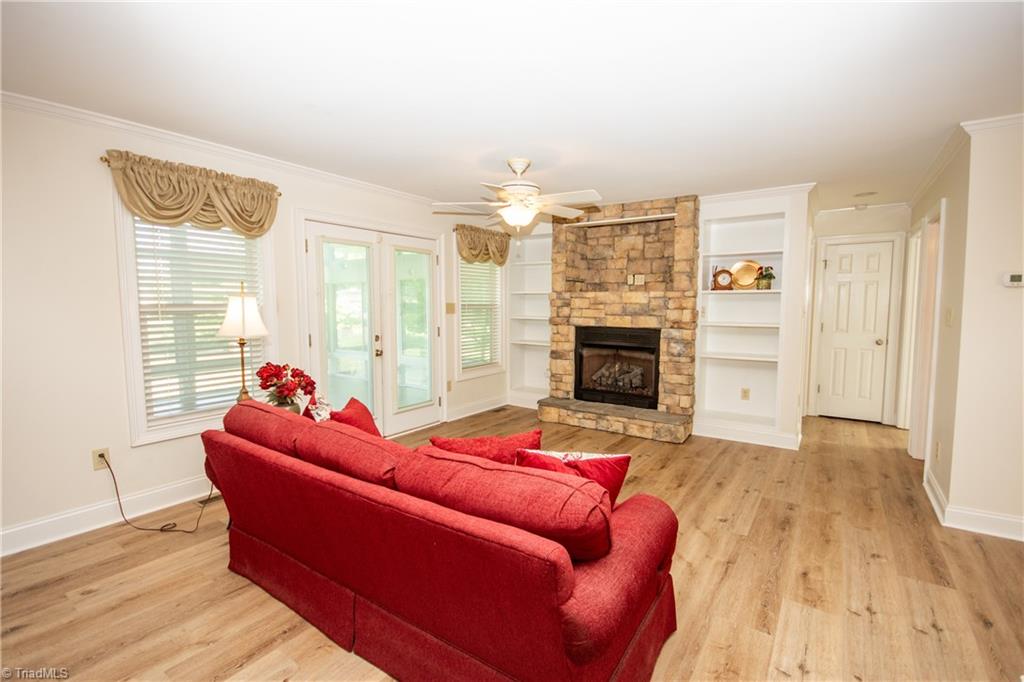 183 Devon Lane Property Photo 16