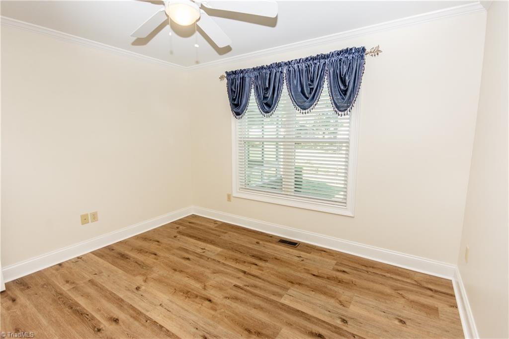 183 Devon Lane Property Photo 27