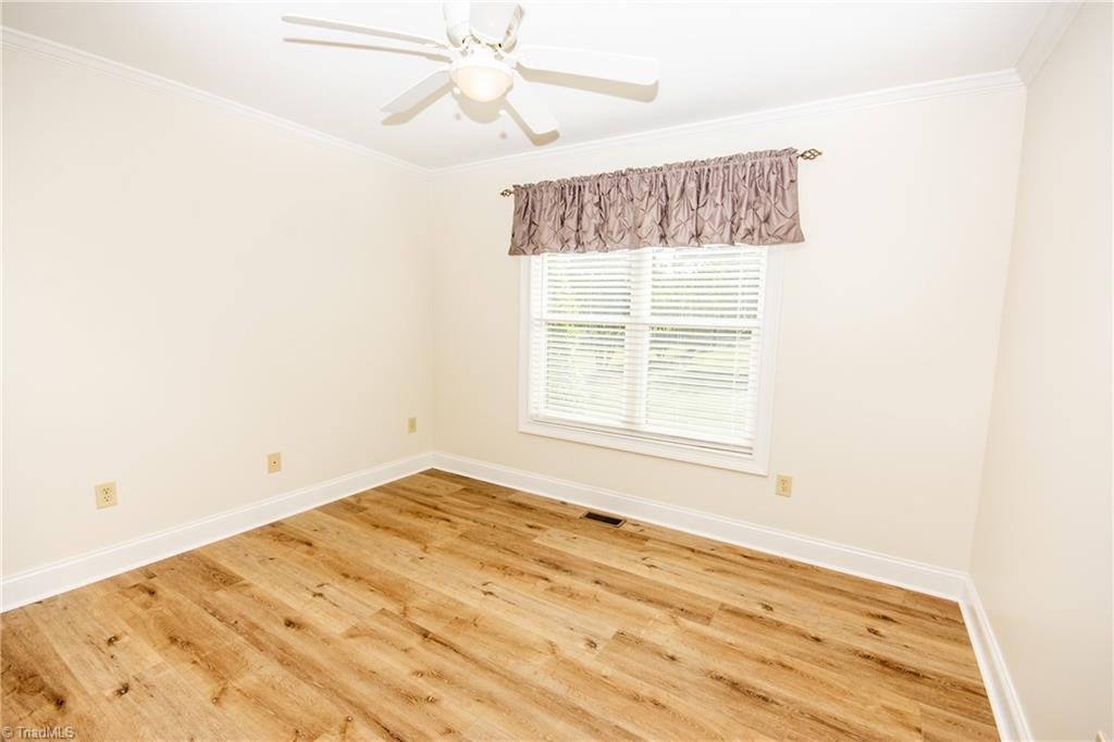 183 Devon Lane Property Photo 30