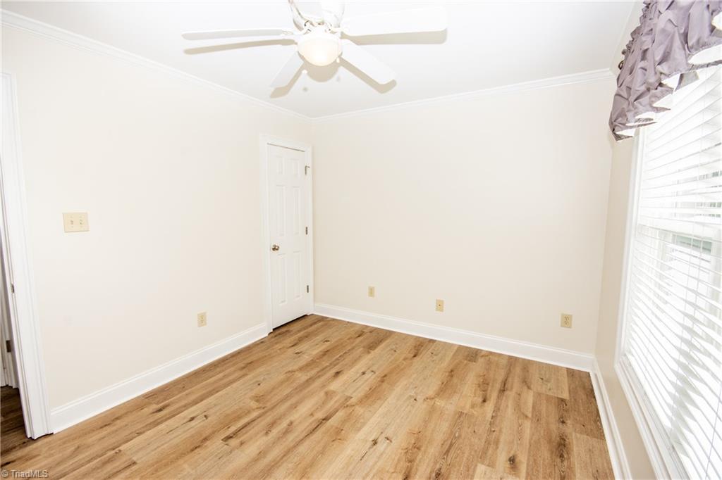 183 Devon Lane Property Photo 31