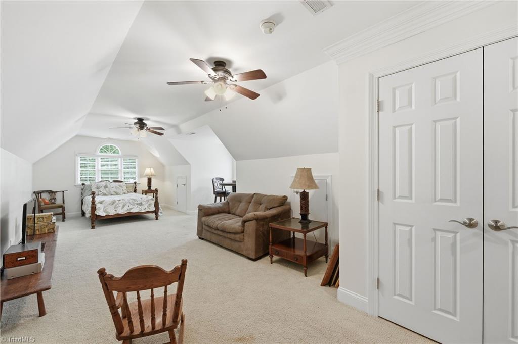 1022 W Front Street Property Photo 37