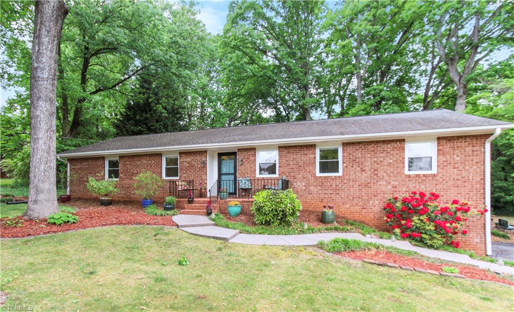6834 Rollingwood Drive Property Photo 2