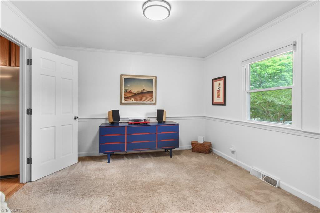 6834 Rollingwood Drive Property Photo 13