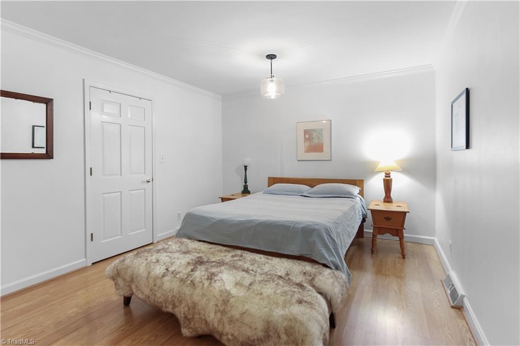 6834 Rollingwood Drive Property Photo 15