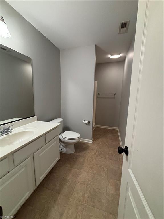 402 Beaumont Circle Property Photo 20