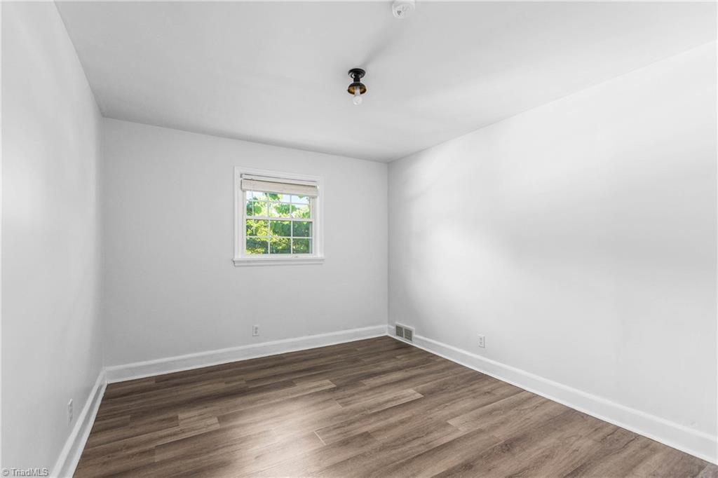1300 Miller Street Property Photo 12