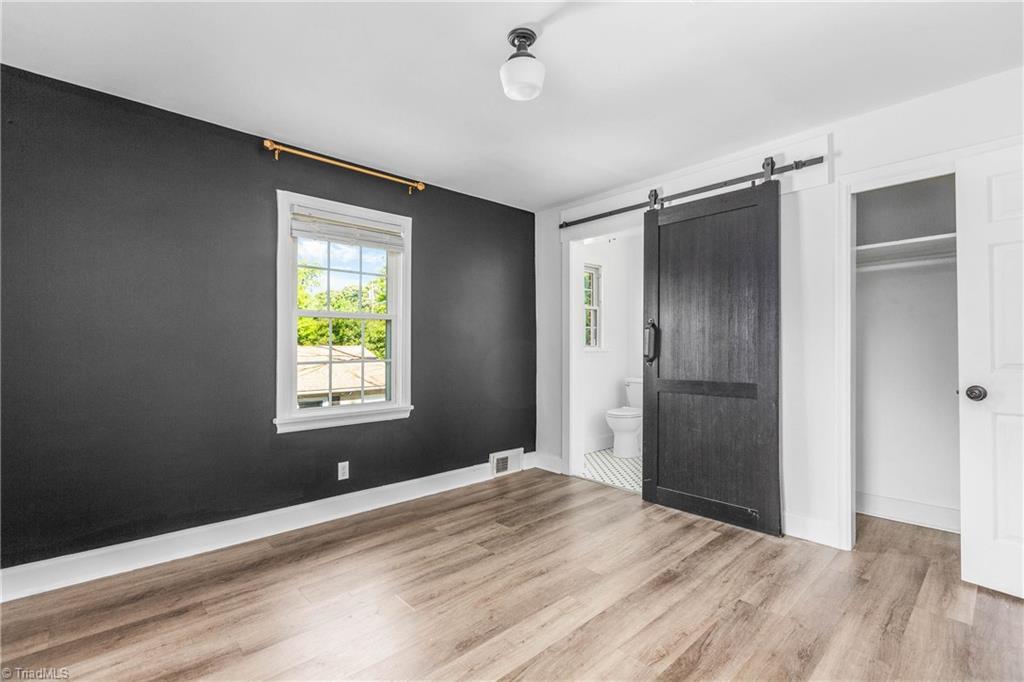 1300 Miller Street Property Photo 16
