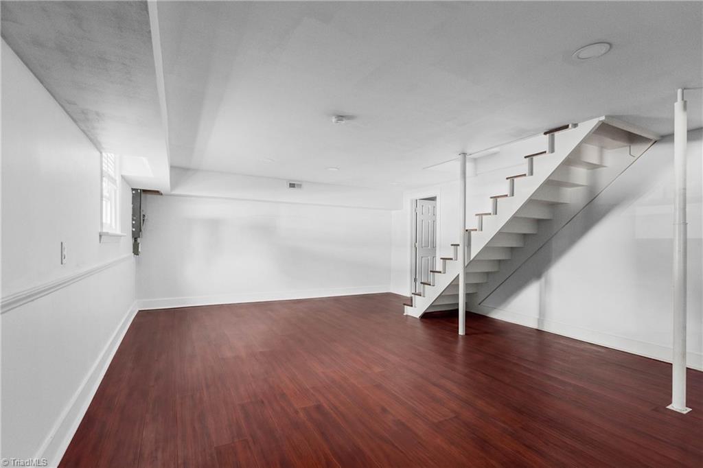1300 Miller Street Property Photo 20