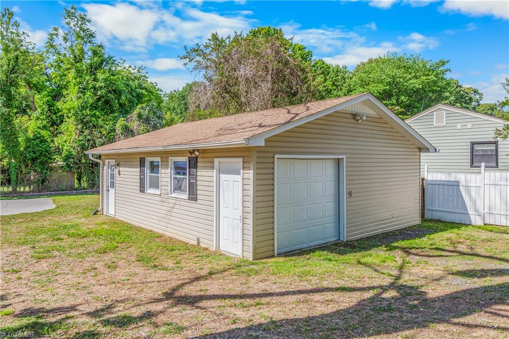 1300 Miller Street Property Photo 26