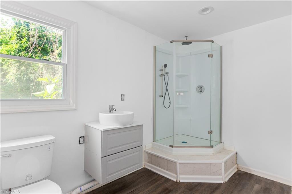 1300 Miller Street Property Photo 31