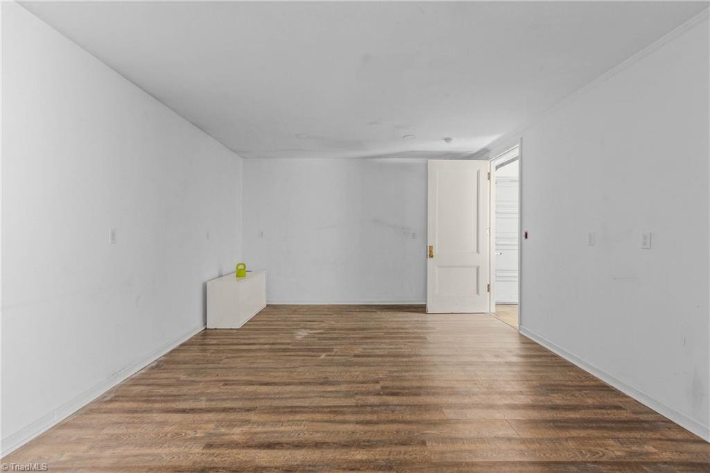 1300 Miller Street Property Photo 32