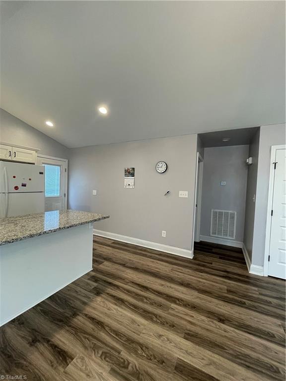 100 Hillside Drive Property Photo 11