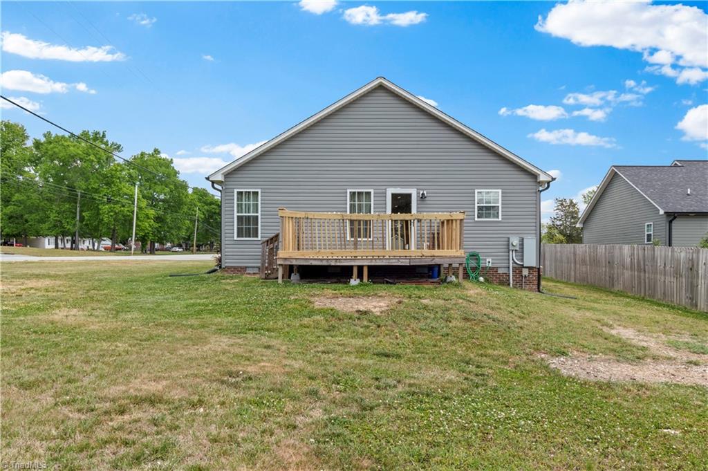 100 Hillside Drive Property Photo 25