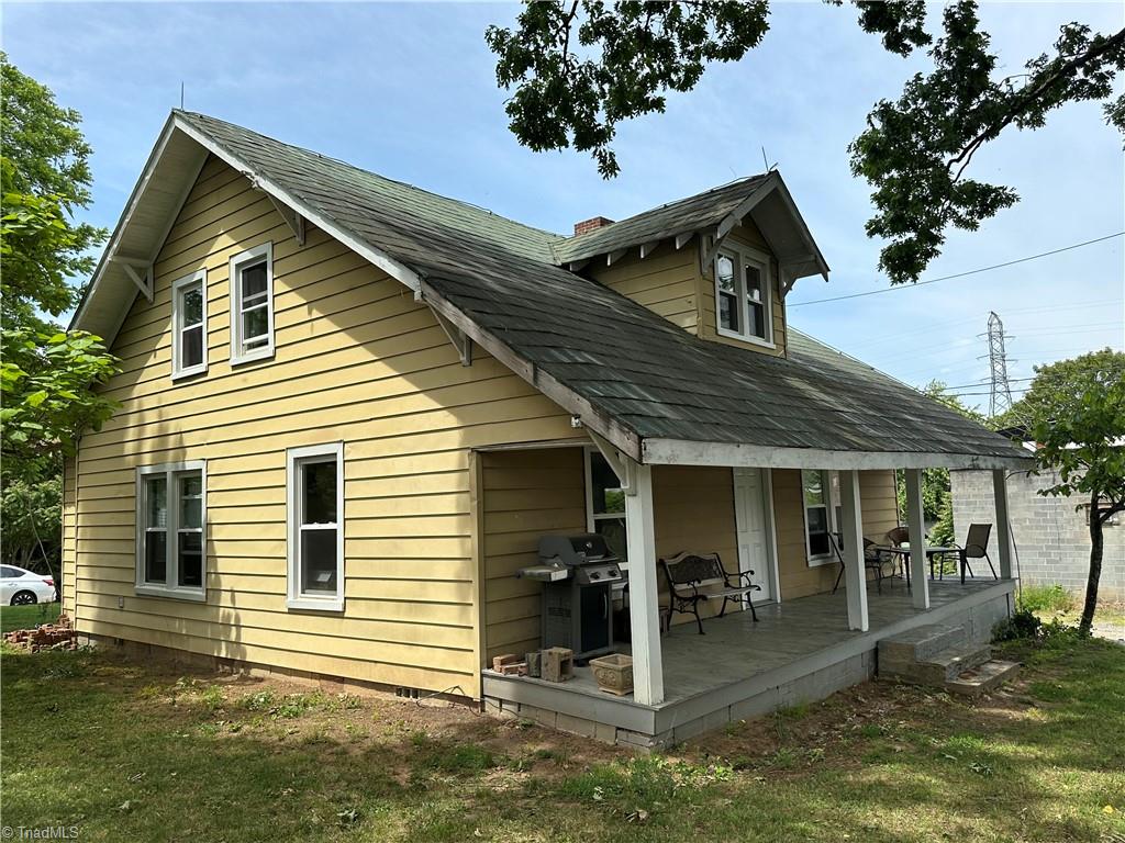 5149 Boone Trail Property Photo 1