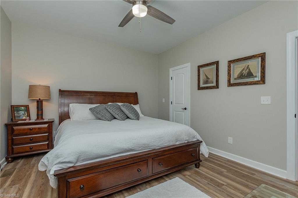 4907 Lanvale Avenue Property Photo 28