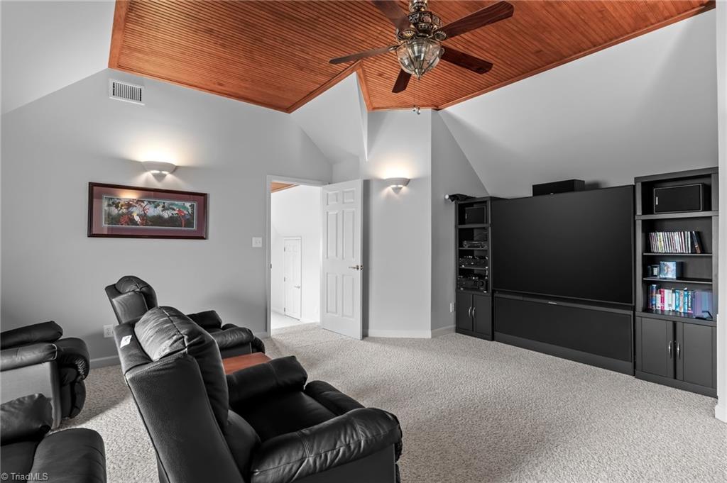 221 Windemere Isle Road Property Photo 8